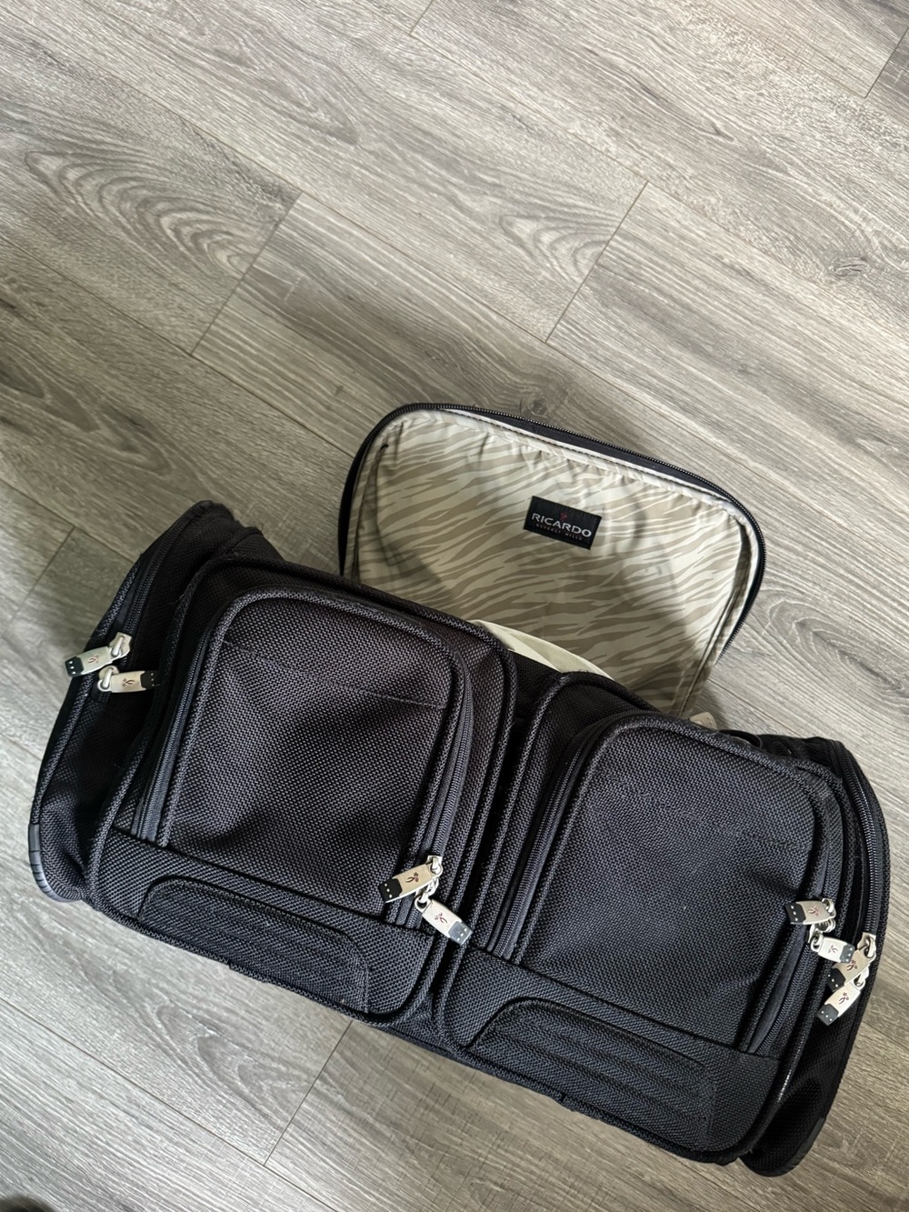 Ricardo Beverly Hills Black Travel Duffle Bag